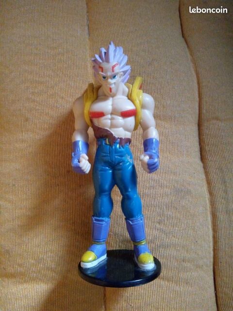 Figurine Dragon Ball Z baby vegeta 10 Beauchamp (95)