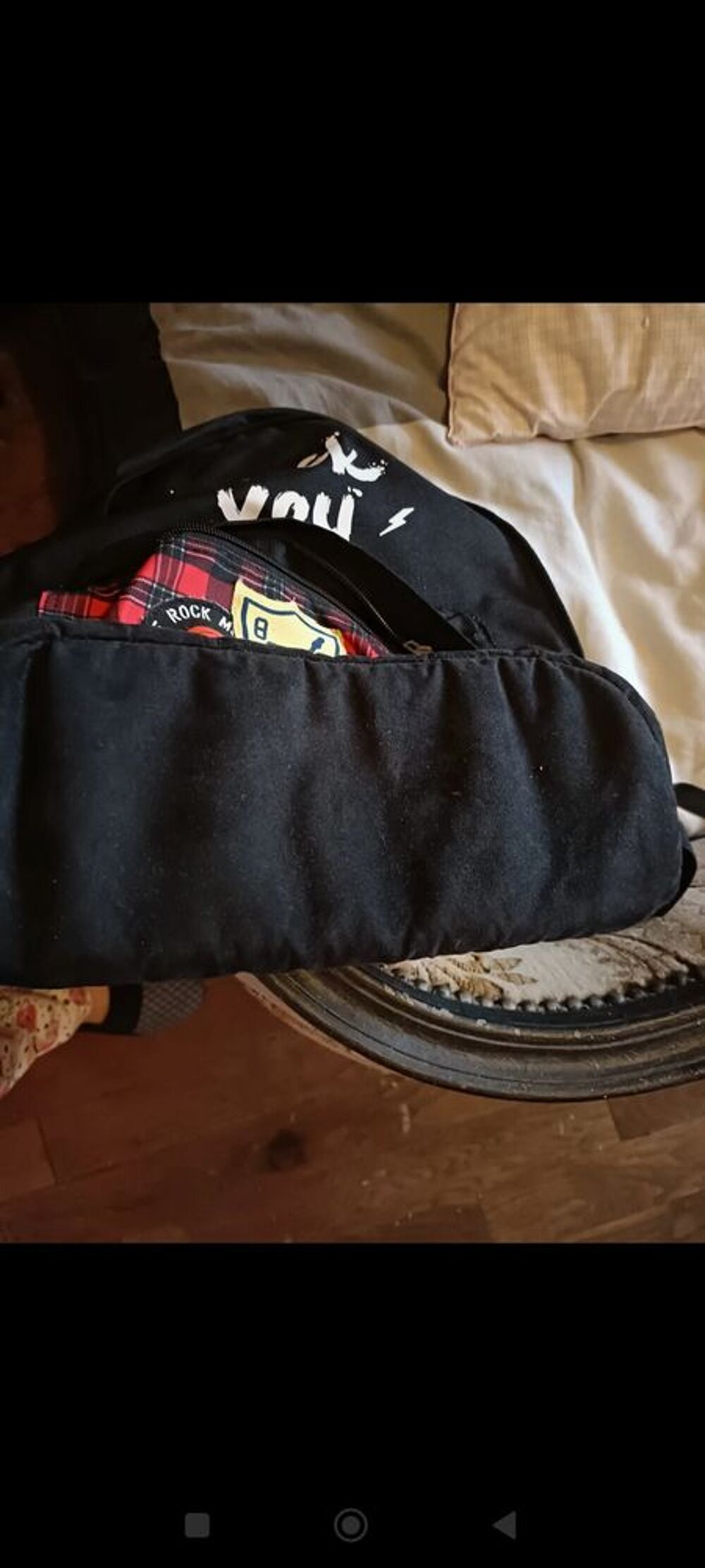 20€ cartable servie une ann&eacute;e Maroquinerie