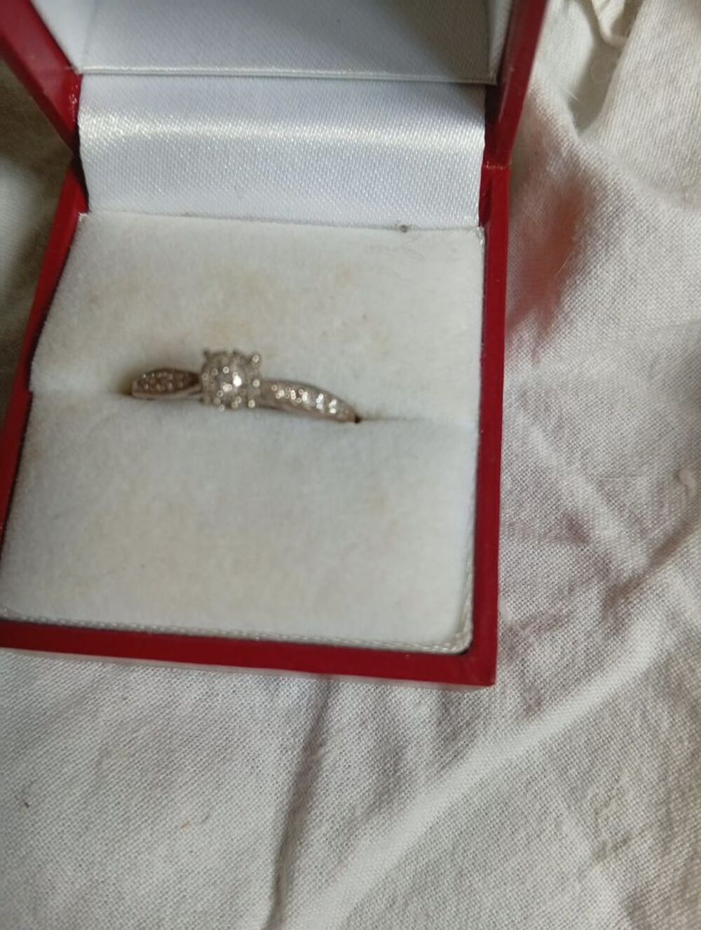 bague en or blanc Bijoux et montres