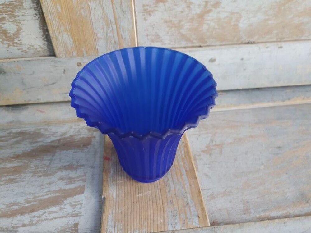Ancienne Tulipe de Lampe Verre Bleue Cobalt Drap&eacute; Pliss&eacute; 

