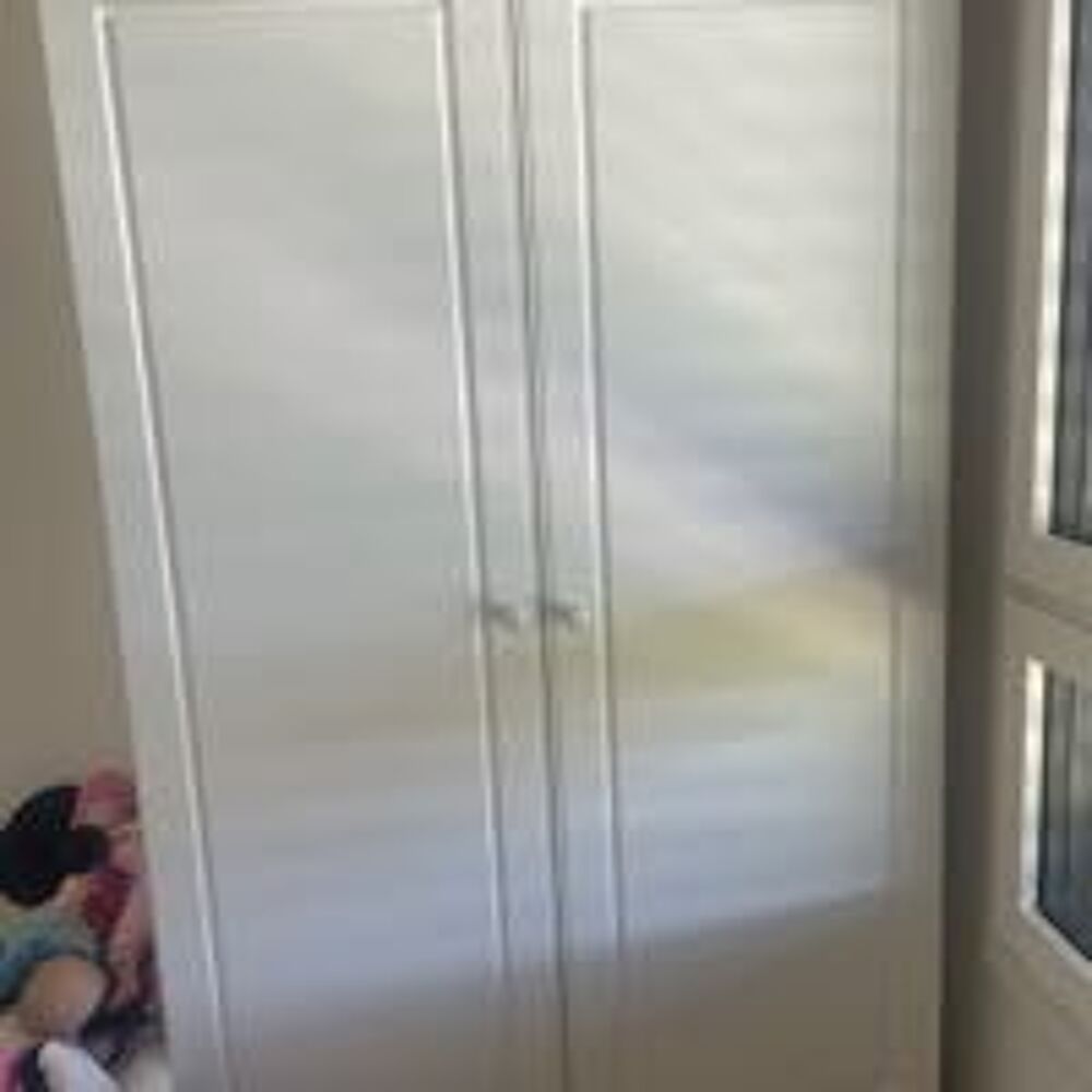 armoire et lit enfant jusqu'&agrave; 4 ans achet&eacute; 2500 euros Mobilier enfants