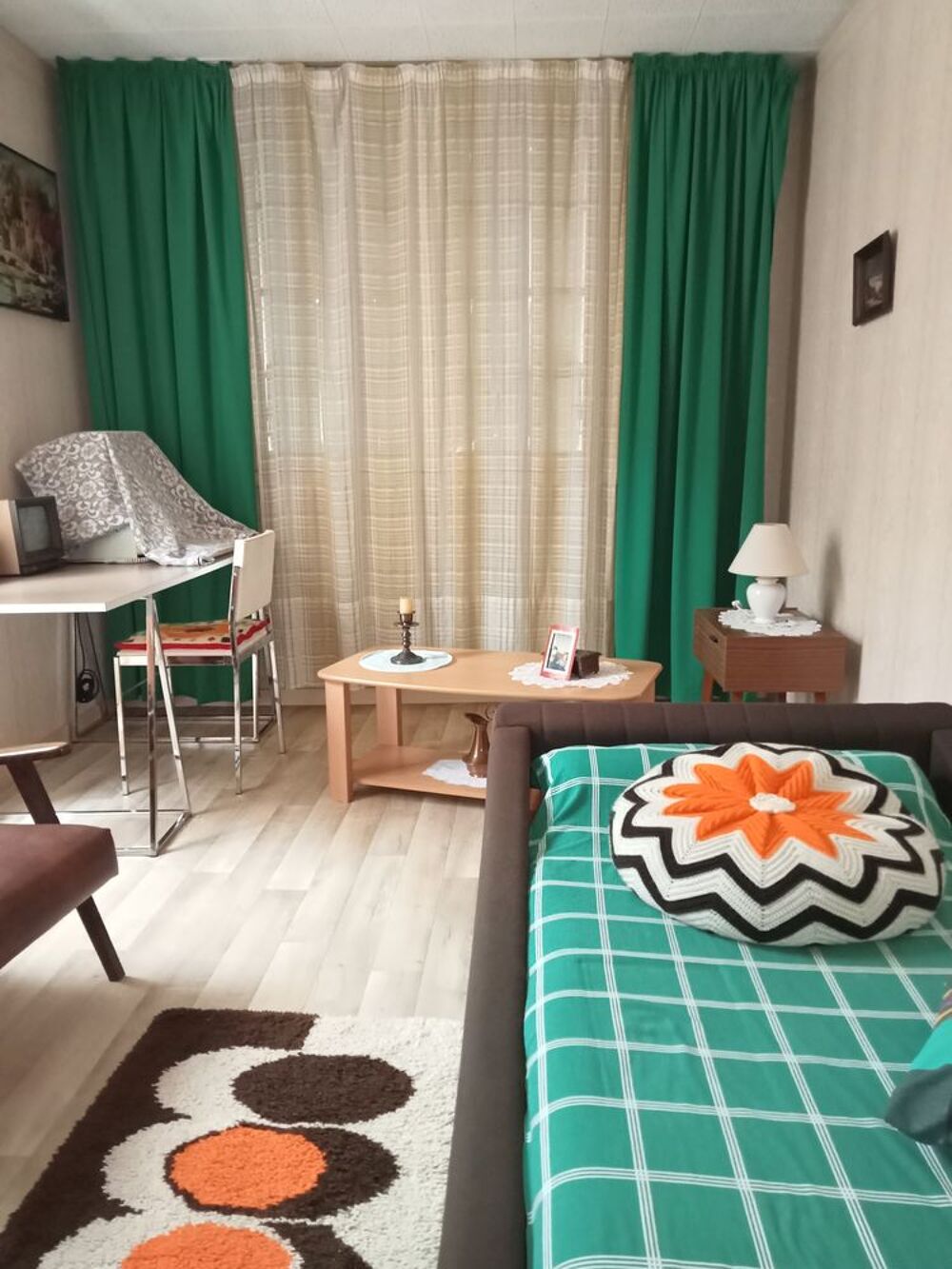 Don de 2 chambres et 2 salles &agrave; manger Meubles