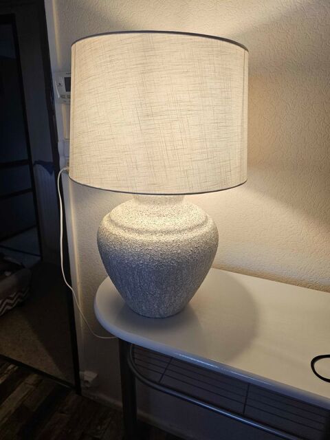 Lampe �  poser en c�ramique Neuve. 50 Morhange (57)