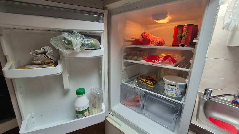 R&eacute;frig&eacute;rateur cong&eacute;lateur Far 99 eur Electrom�nager