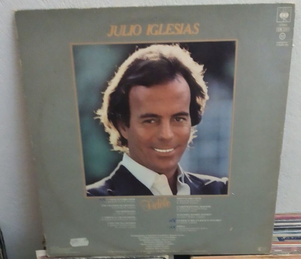 Album Julio Igl&eacute;sias Fid&eacute;le CD et vinyles