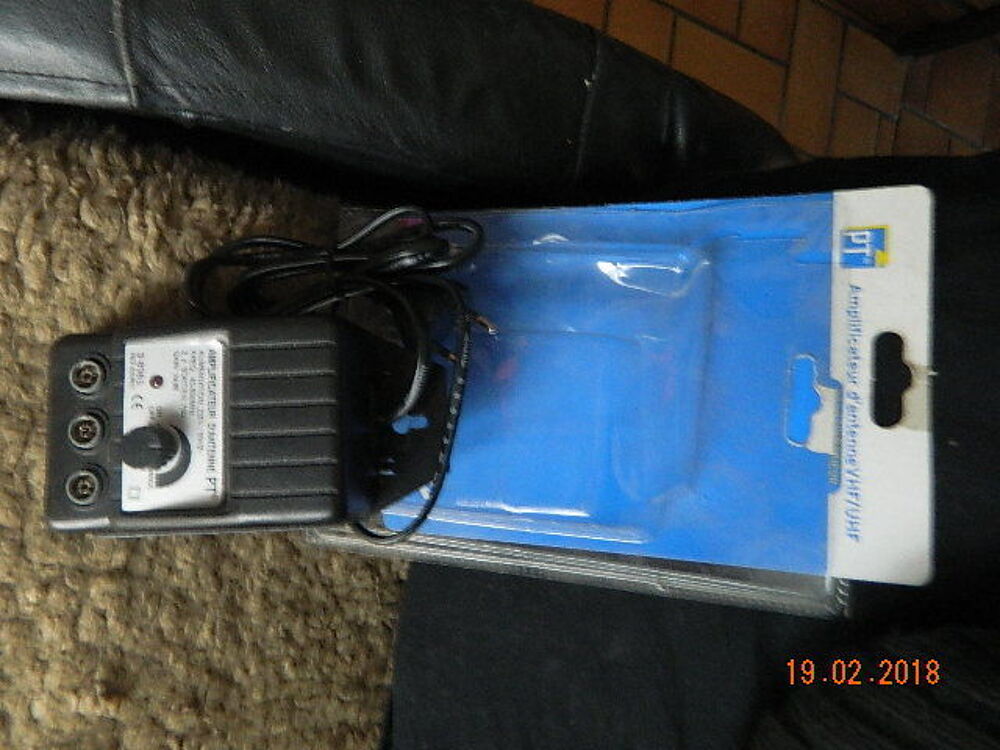 Ampli 24 decibels avec potentiometre Photos/Video/TV