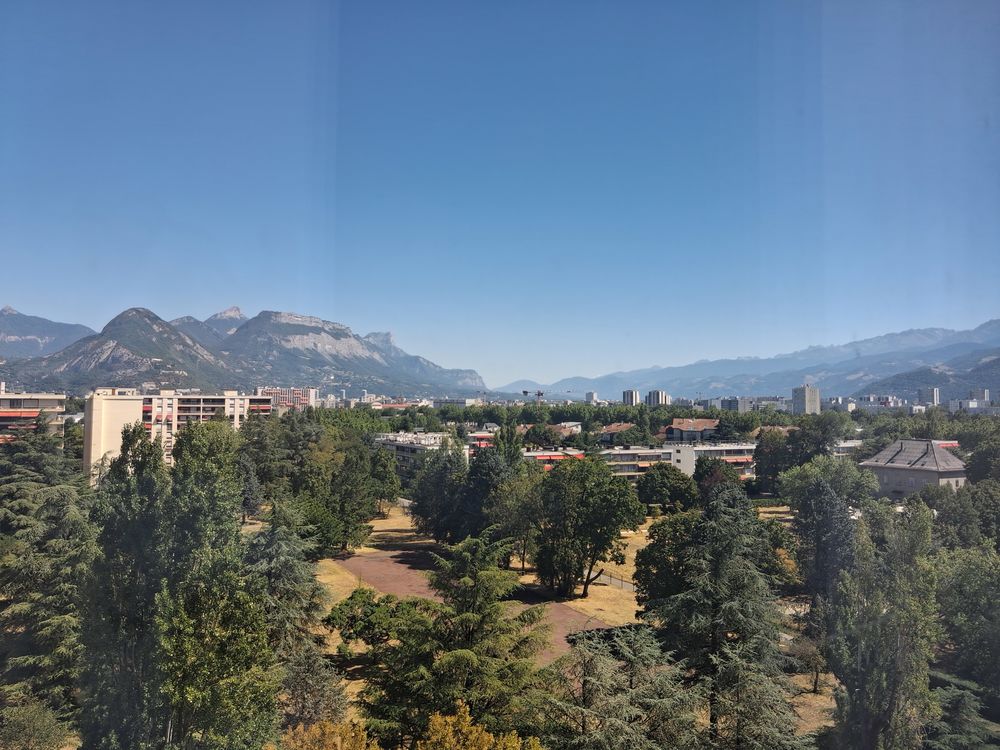 Vente Appartement APPARTEMENT T4 TRAVERSANT VUE MAGNIFIQUE SUR LES MONTAGNES Échirolles