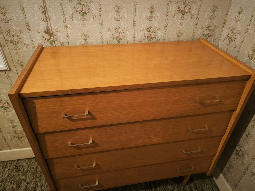 Commode en bois Meubles