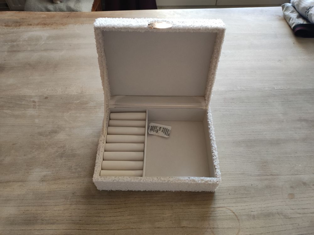 boite a bijoux Bijoux et montres