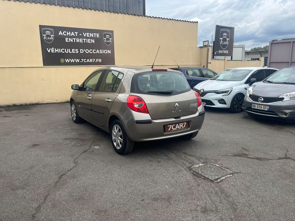 Clio III Clio 1.5 dCi 85 eco2 Privil&egrave;ge 2008 occasion 77170 Brie-Comte-Robert