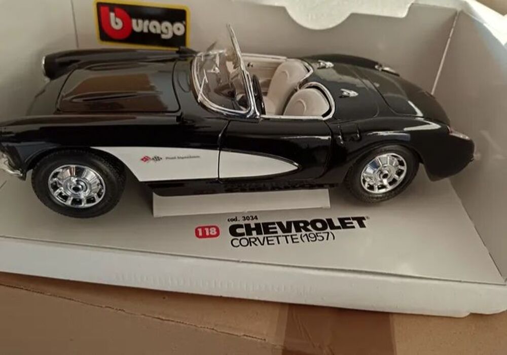 Chevrolet Corvette 1/18 