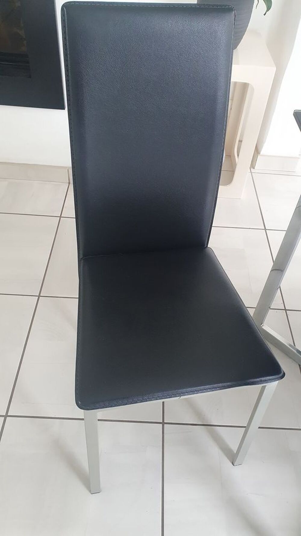 table et 6 chaises sejour Cuisine