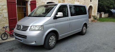 Volkswagen Caravelle 2.5 TDI 130 Court 9pl 2006 occasion Douville 24140