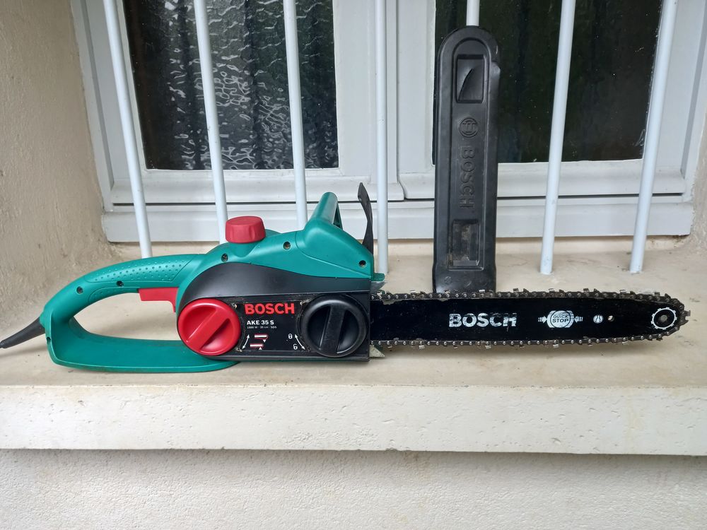 TRONCONNEUSE ELECTRIQUE BOCH Jardin