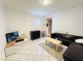  Appartement � louer 2 pi�ces 60 m� Paris