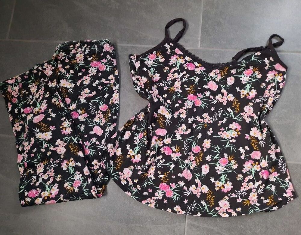 pyjama noir fleuri liberty + caraco ou le haut noir - T 40 Vêtements