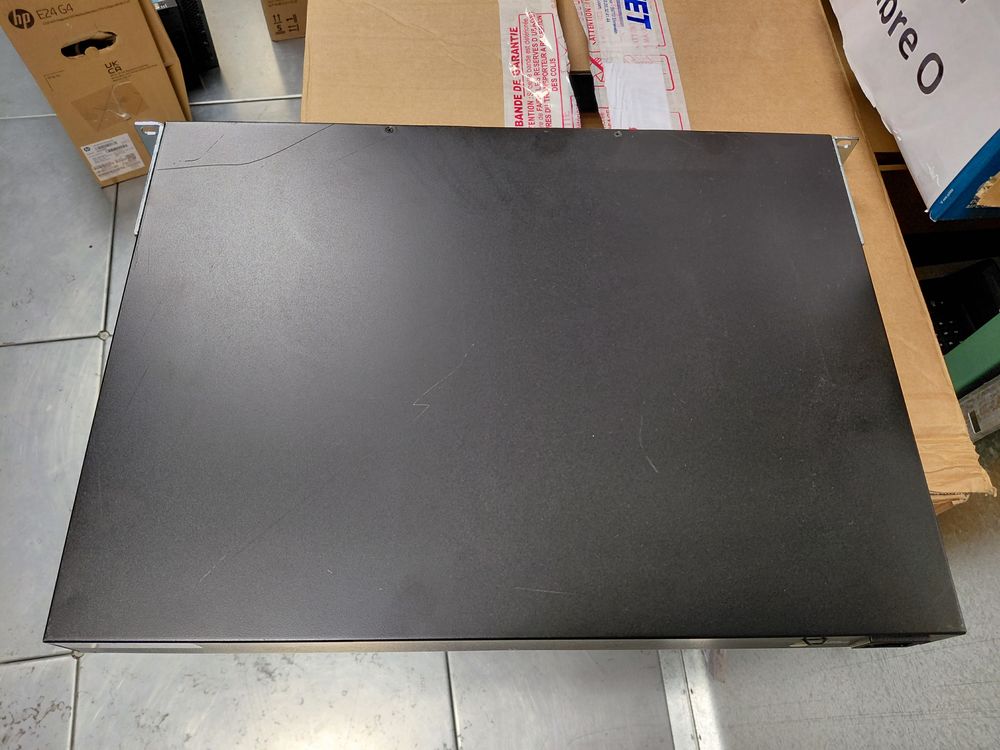 Switch 48 ports PPoE+ HP OfficeConnect 1920s JL386A Matériel informatique