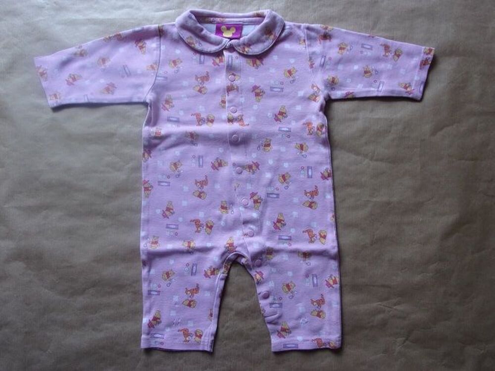 Pyjama en taille 6-9 mois Vtements enfants