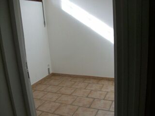  Appartement à louer 2 pièces 34 m² Aix-en-provence