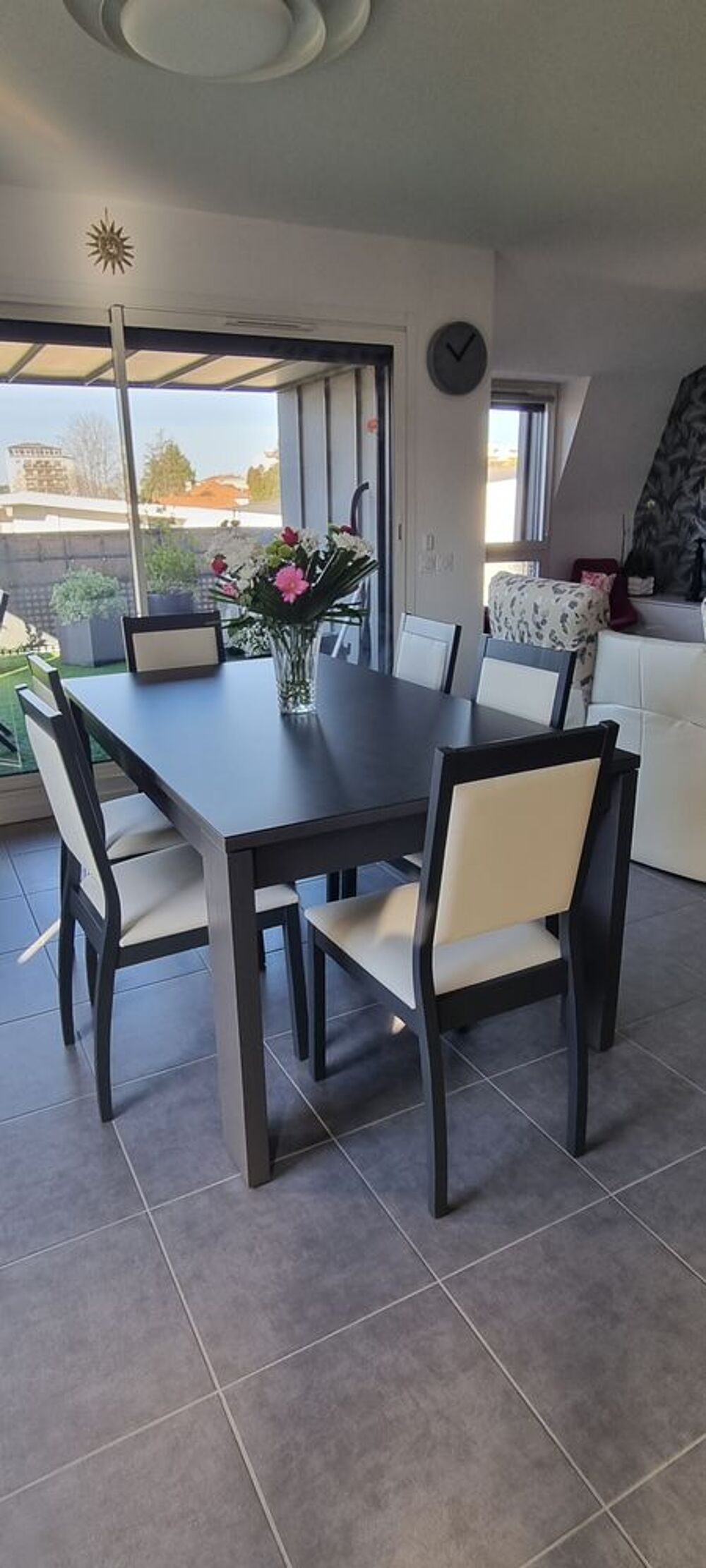 Meubles de salle &agrave; manger Meubles
