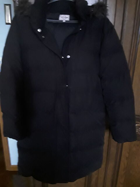DOUDOUNE NOIRE  ( LONGUE  ) EN V�RITABLE PLUME D'OIE 10 Merville (59)
