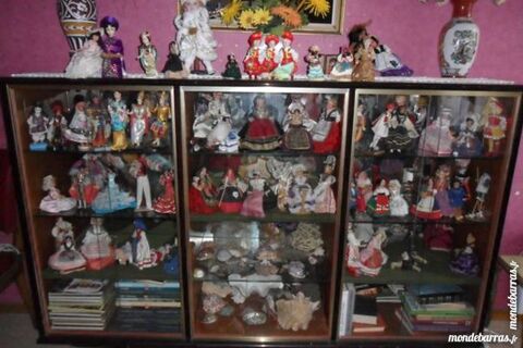 lot de 100 poupees figurines du monde 140 Am�lie-les-Bains-Palalda (66)
