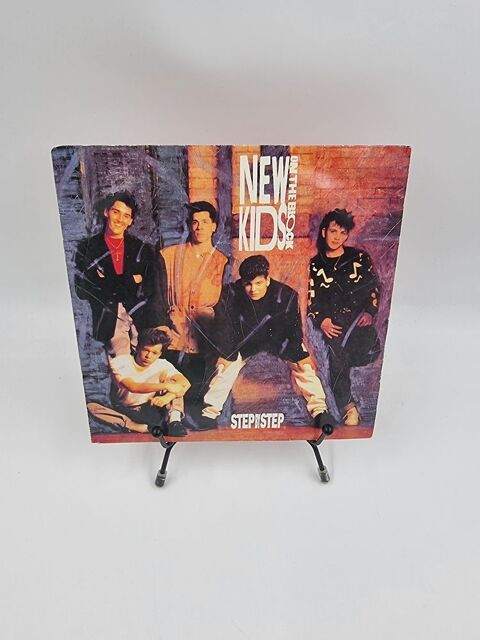 Vinyle 45 tours New Kids on the Block : Steb by Step  3 Vulbens (74)