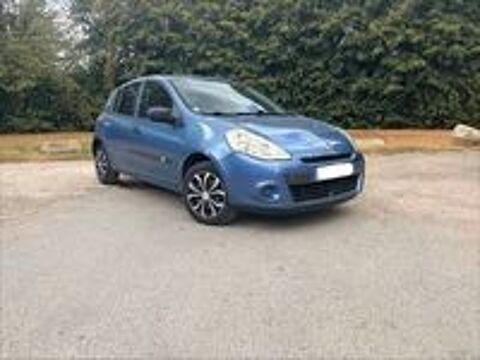 Clio III 1.2 16V 75 eco2 Authentique 2010 occasion 94440 Marolles-en-Brie