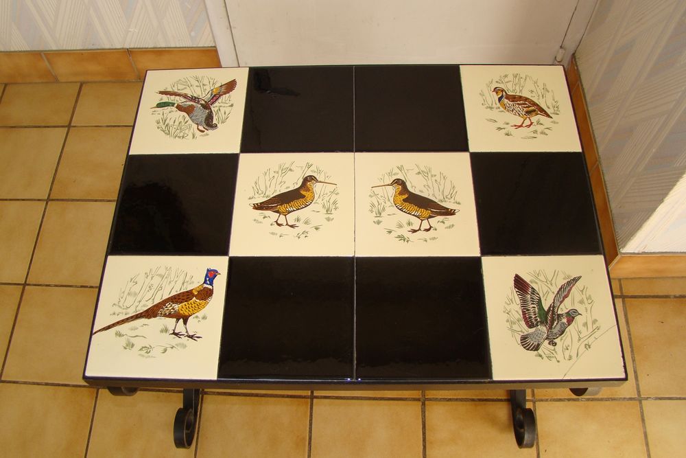 Table basse en fer forg&eacute; et c&eacute;ramique vintage ann&eacute;es 1960 Meubles