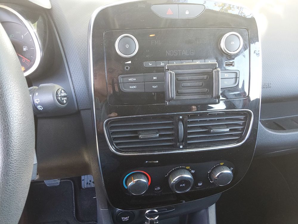 Clio IV Clio TCe 75 G&eacute;n&eacute;ration 2019 occasion 38080 Saint-Marcel-Bel-Accueil