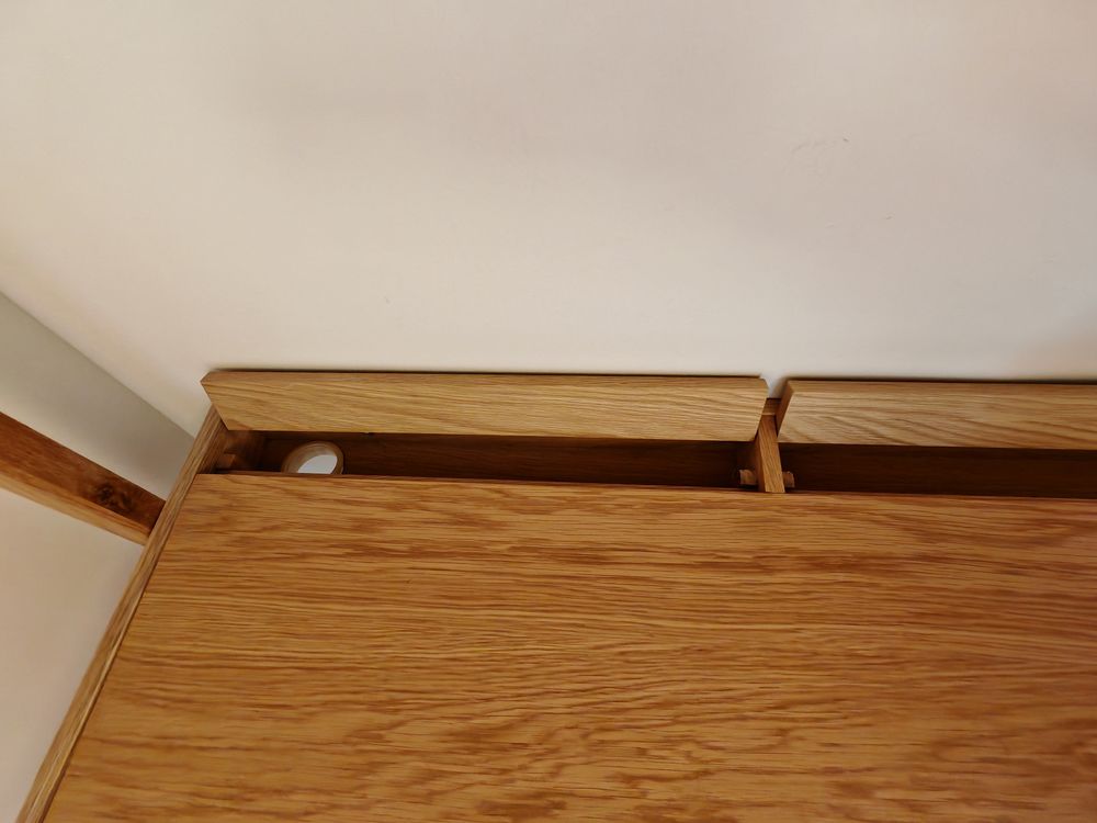 Bureau + chaise Alin&eacute;a Meubles