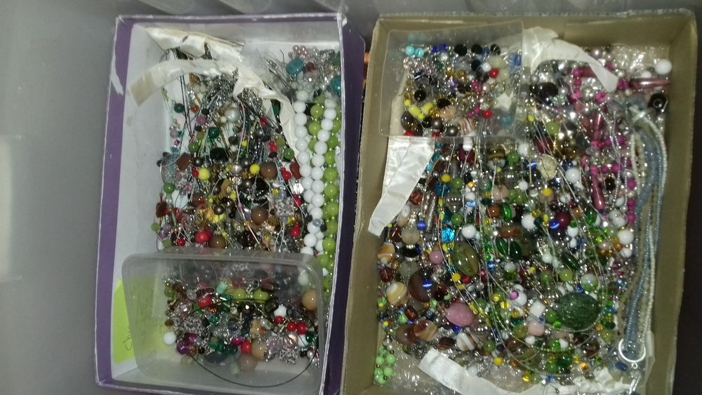 Bijoux cr&eacute;ations artisanales Bijoux et montres