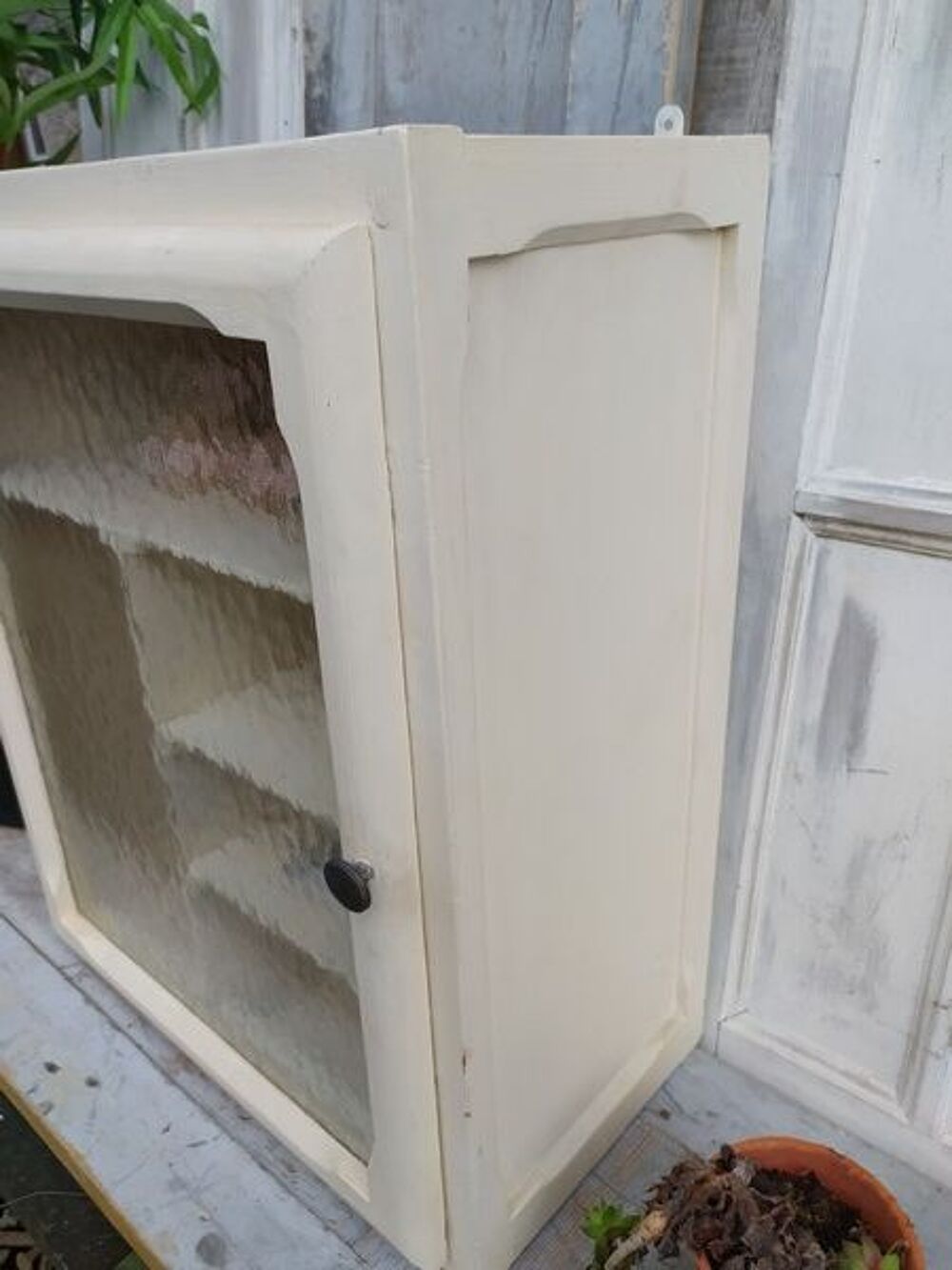 Grande Armoire Vitrine Murale Vintage
Meubles