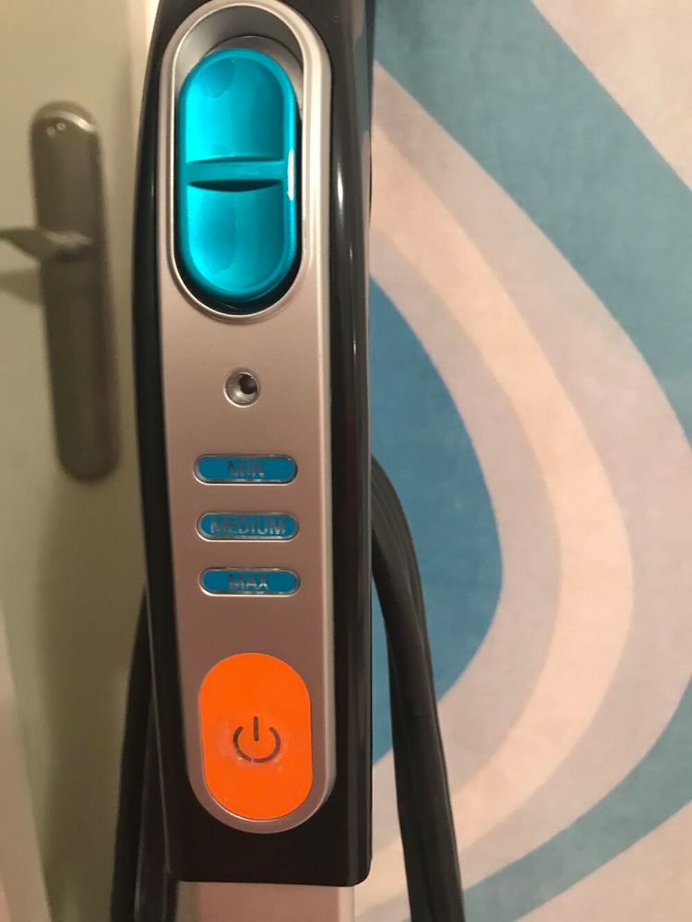 Aspirateur laveur rowenta Electroménager