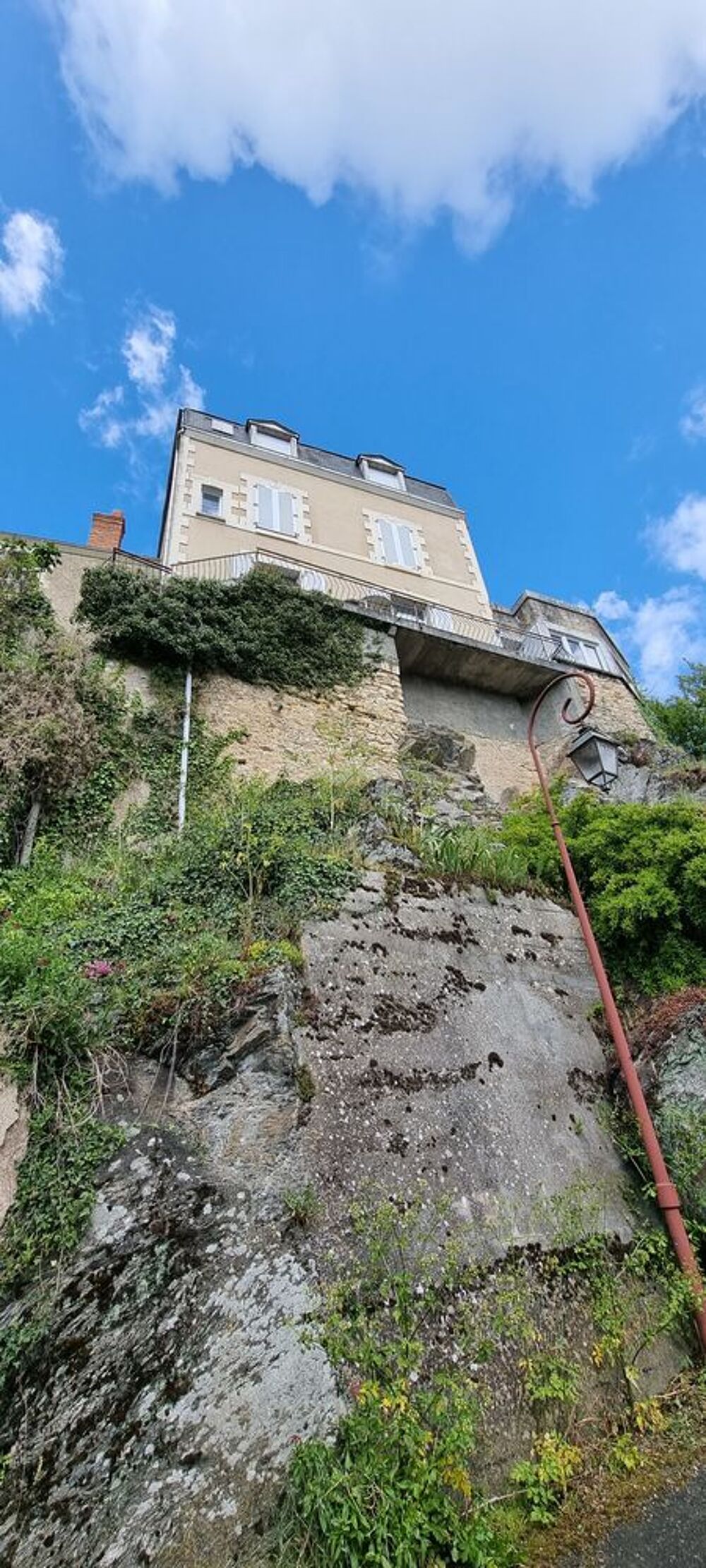 Maison 7 pièces 135 m² · à Thouars · 135 m² · 150 000 €