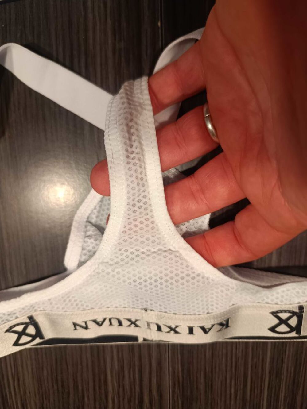 String blanc homme et autres sous v&ecirc;tements Vêtements