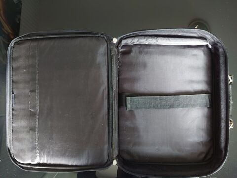 Sacoche pc 20 Villeneuve-sur-Lot (47)