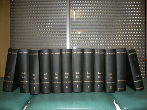 ENCYCLOPEDIE LAROUSSE 12 volumes 40 Mazires-en-Gtine (79)
