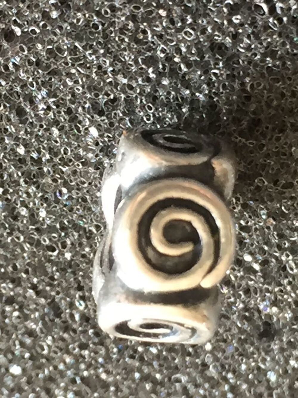 Charme Pandora Bijoux et montres