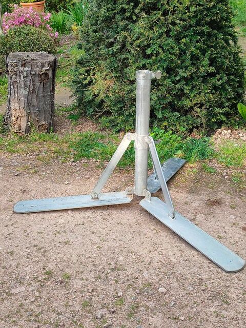 Pied de barnum 55 Avermes (03)