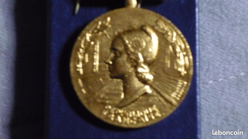 M&eacute;daille d'honneur 