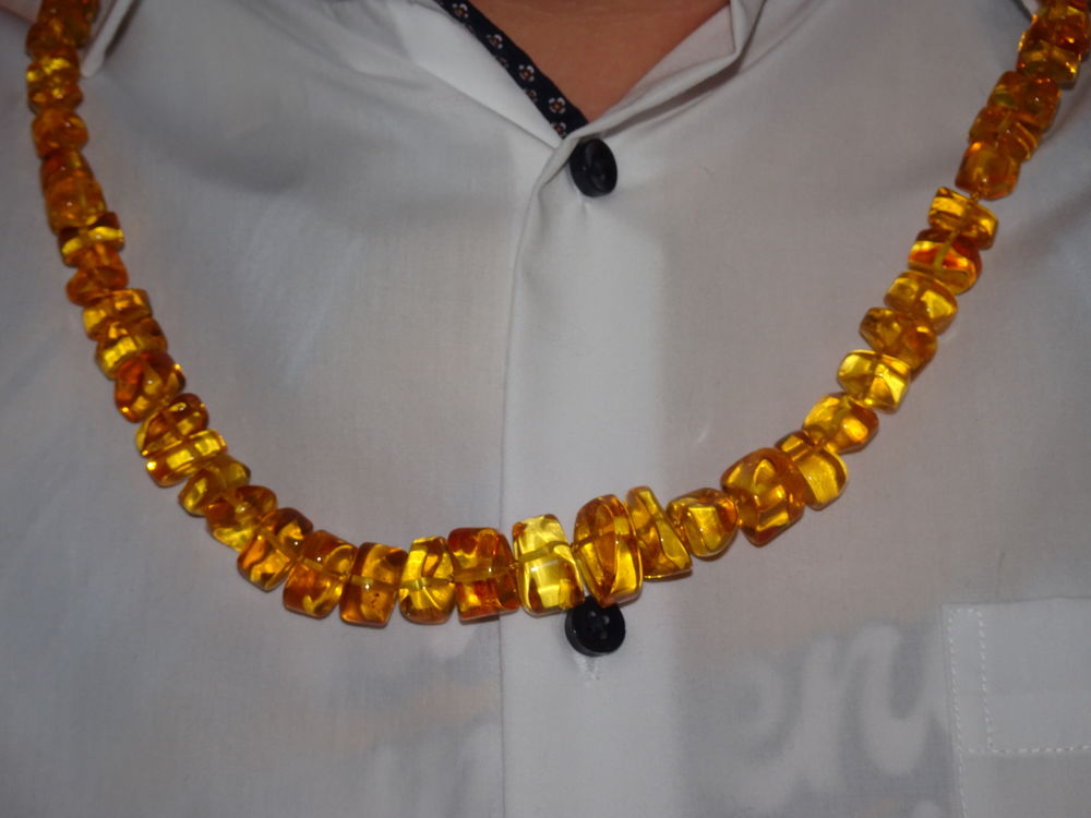Collier en ambre de la Baltique Bijoux et montres