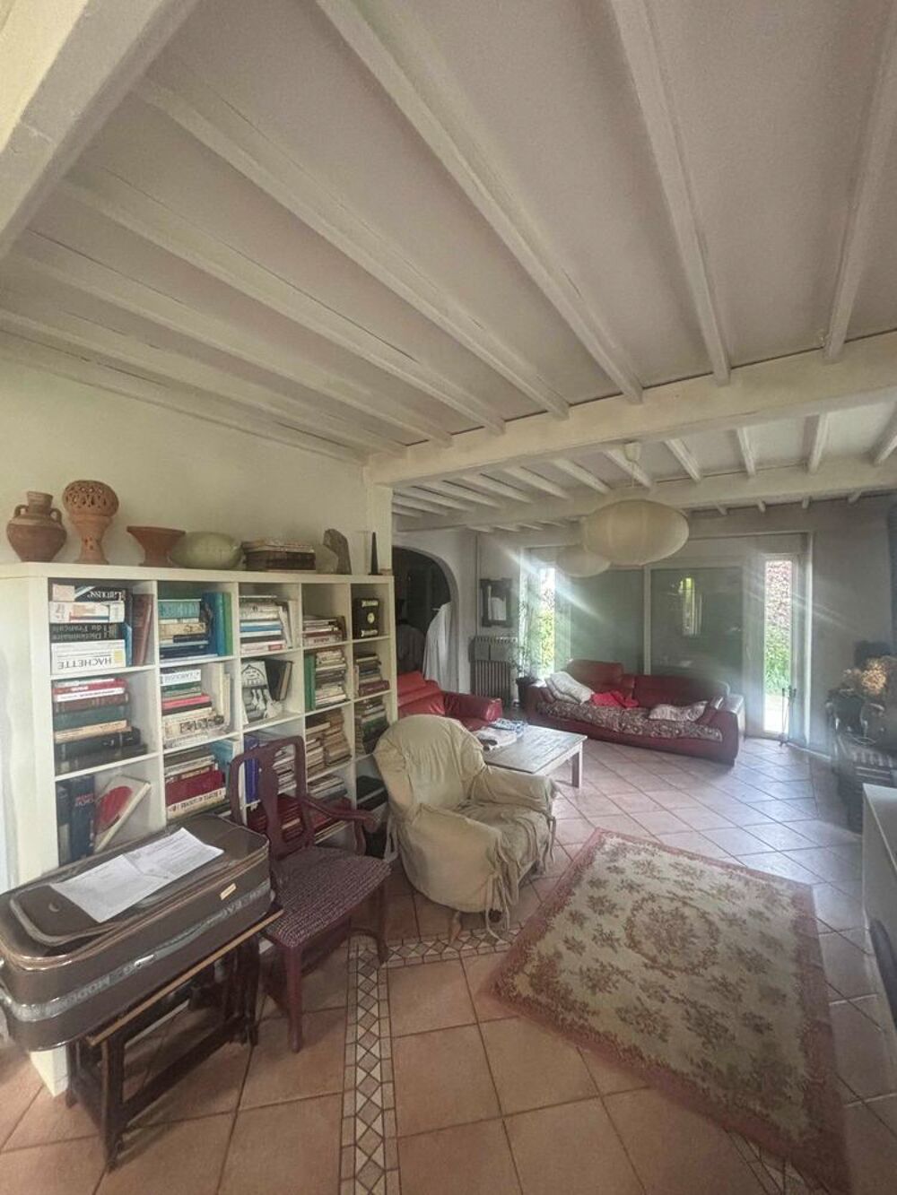 €oeVide grande maison avec beaucoup de mat&eacute;riel de travaux et de bricolage, mat&eacute;riel de b&agrave;&cent;timent, meubles Bricolage