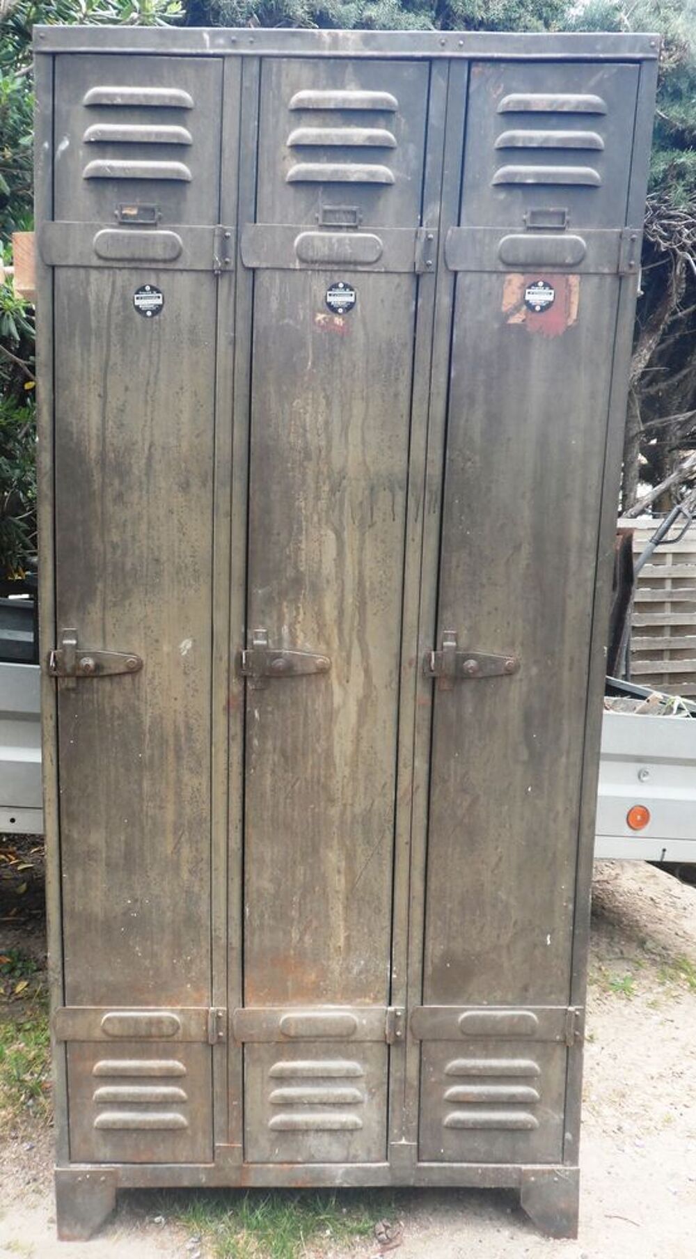 Placard, armoire de vestiaire m&eacute;tallique des ann&eacute;es 60/70 Bricolage