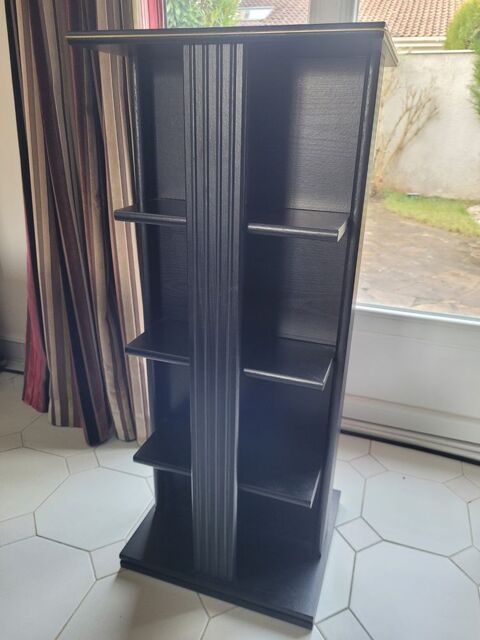 Tour de rangement : DVD, CD, 6 �tag�res, � plateau tournant 5 Voisins-le-Bretonneux (78)