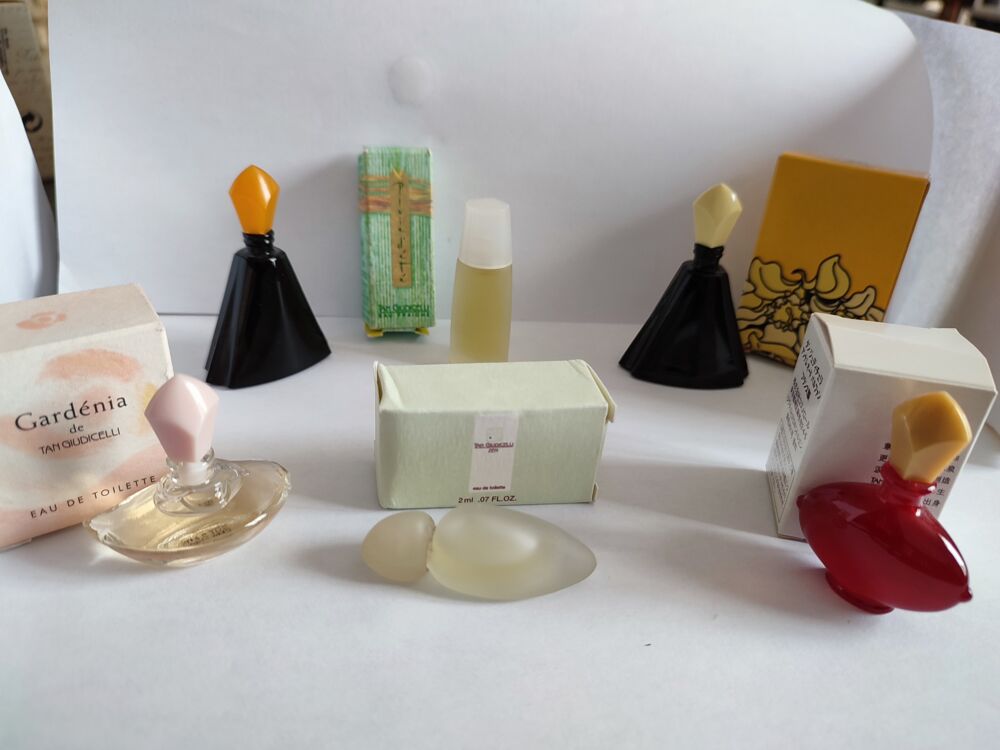 Miniatures de parfum Tan Giudicelli 