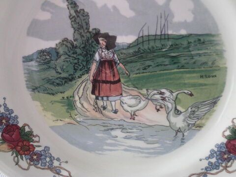 Deux belles assiettes ancienne collection N�1067 10 Beaune (21)