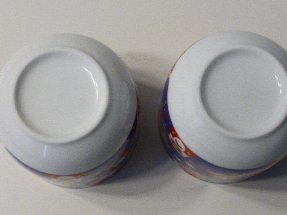 Lot de 2 tasses motif poup&eacute;es russes matriochka Cuisine