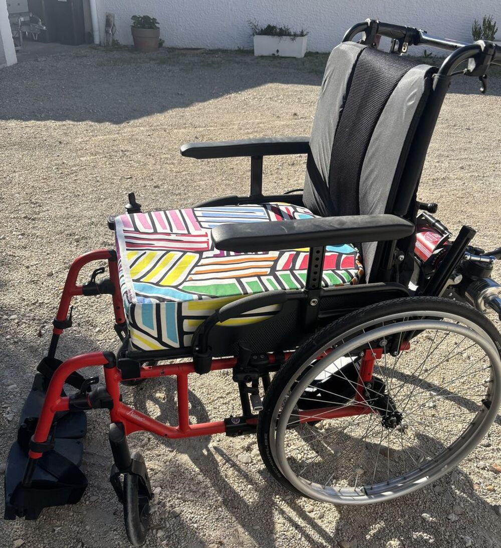 Fauteuil roulant &eacute;l&eacute;ctrique Sports