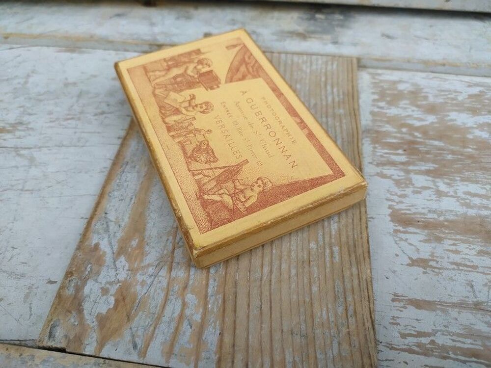 Ancienne Boite Photographies CDV A.Guerronnan Versailles
